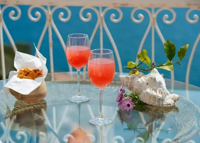 Seaside Villa *